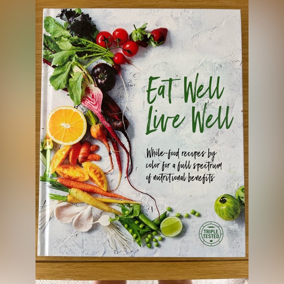 Eat Well Live Well Cookbook - Picture 1 of 3